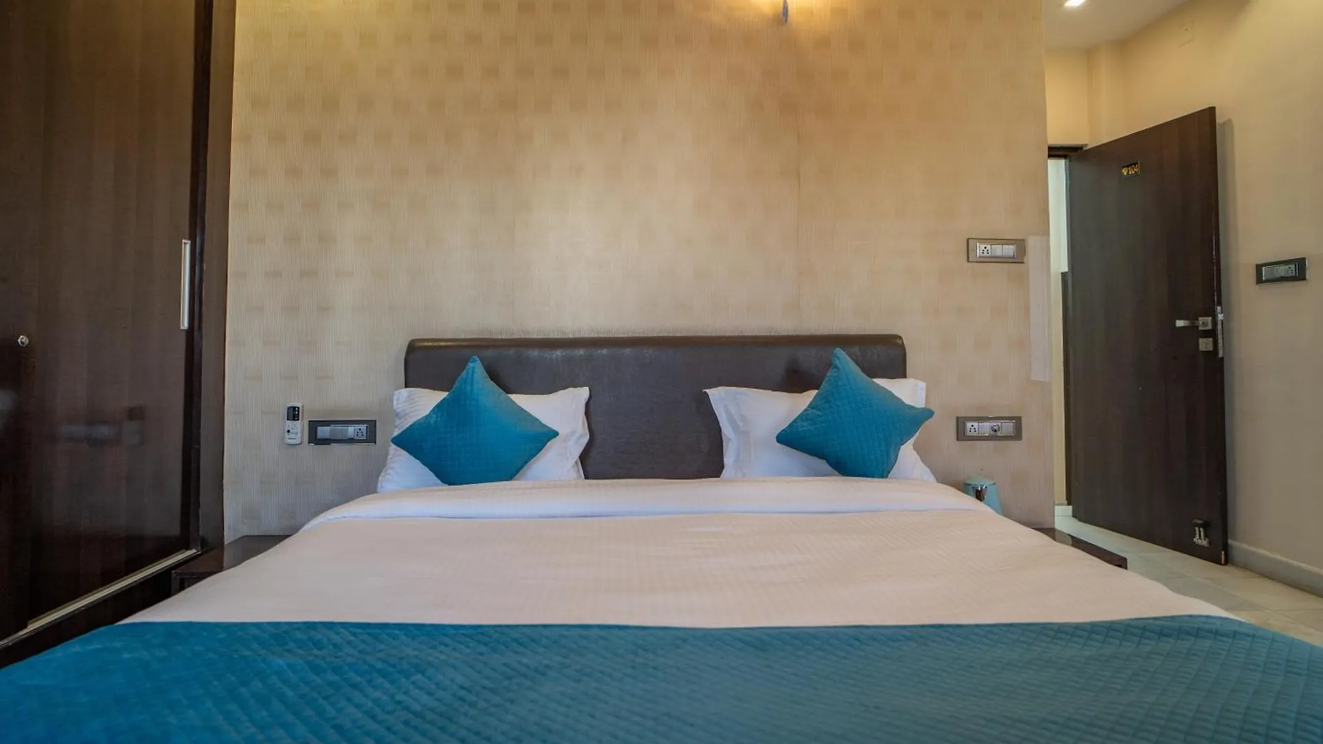 Casa Vista Hideaway 4Br Villa By Homeyhuts Udaipur Affittacamere